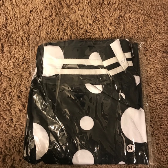 Polka Dot Leggings - Picture 8 of 9